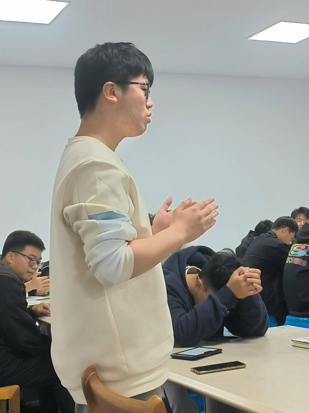 内容创作与社交媒体传播的高效结合方式 (内容创作的本质)